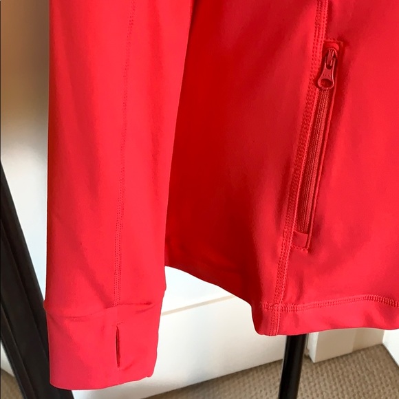 Coral pink active wear jacket - Picture 5 of 8